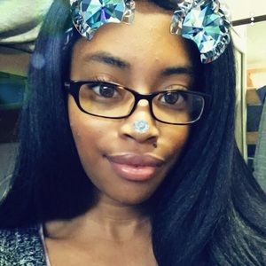 Meet your Posher, Karamarie